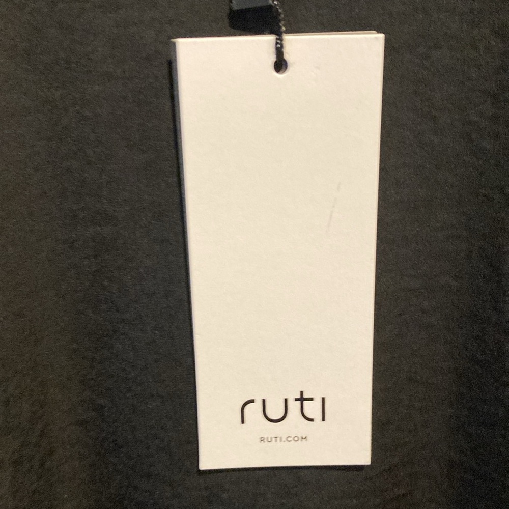EUC: Ruti Levan Top - Picture 12 of 16